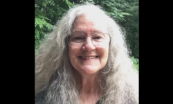 Woman of the Eastern Woodlands Crow HearsCrow